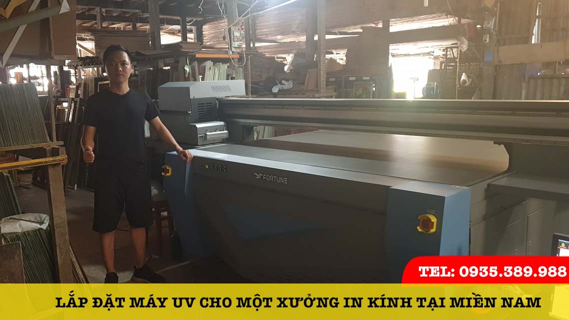 Máy in uv phẳng cho xưởng kính